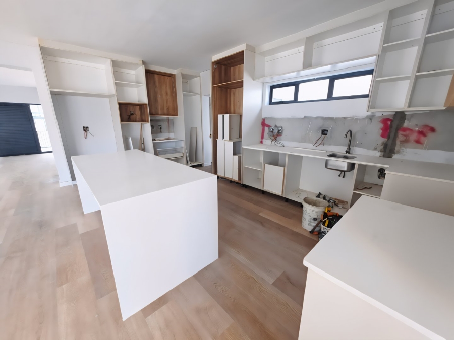 4 Bedroom Property for Sale in Sandown Western Cape